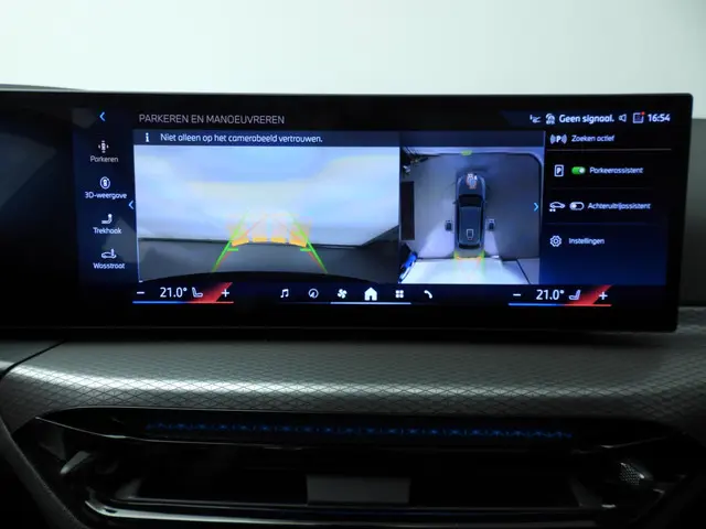 BMW 3 Serie Touring 330e 2024 Hybride Benzine 22