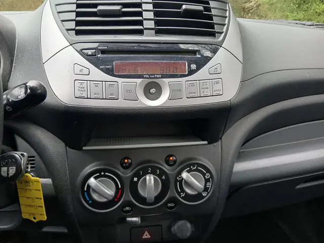 Nissan Pixo 1.0 Look S/S Airco 79.000km!!!! 2013 Benzine 9