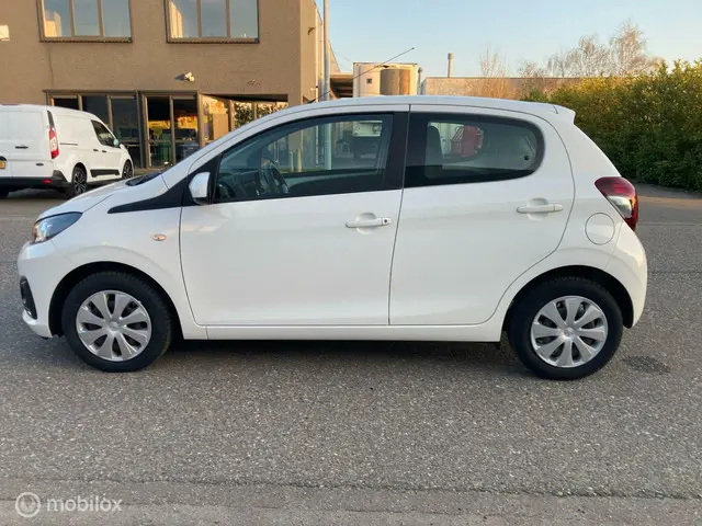 Peugeot 108 1.0 e-VTi Active 5 deurs airco 2020 Benzine 9