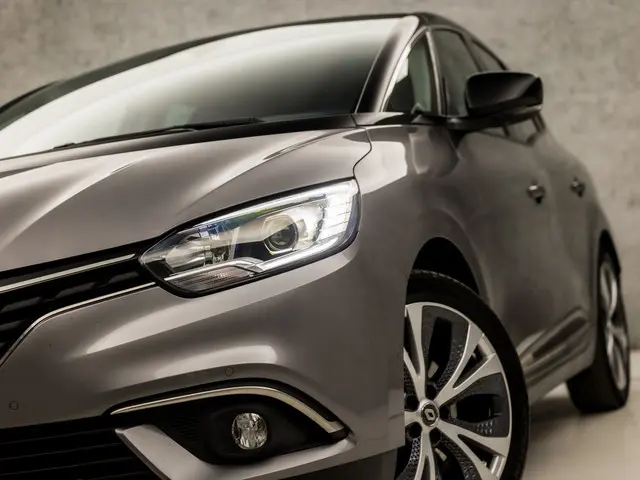Renault Scénic 1.2 TCe Sport Collection 2017 Benzine 14