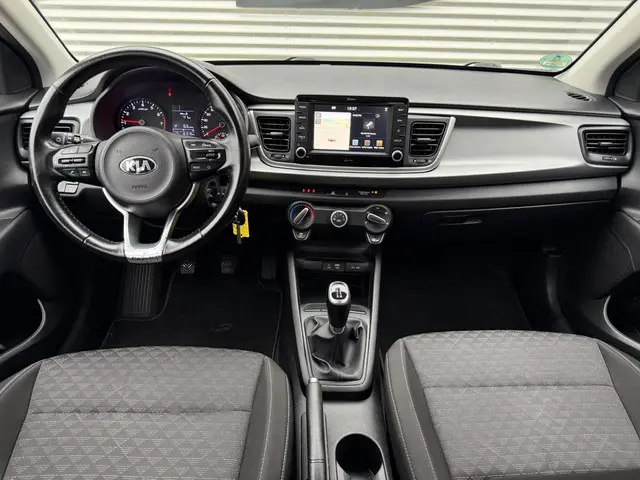 Kia Rio 1.0 TGDI ComfortPlusLine Navigator 2018 Benzine 22