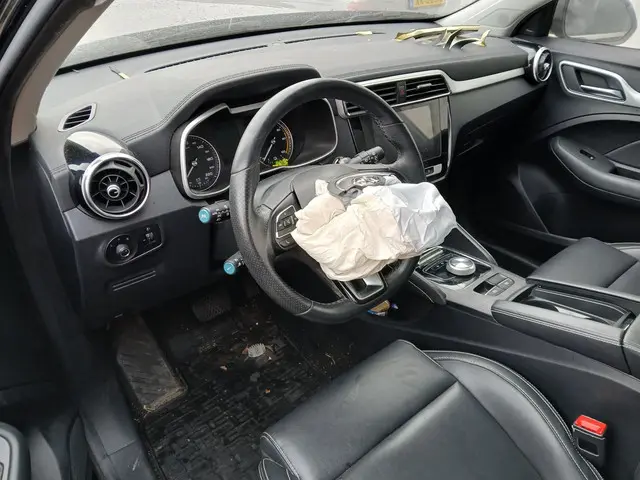 MG MG ZS EV Luxury 45 kWh SCHADEAUTO!! 2020 Elektrisch 7