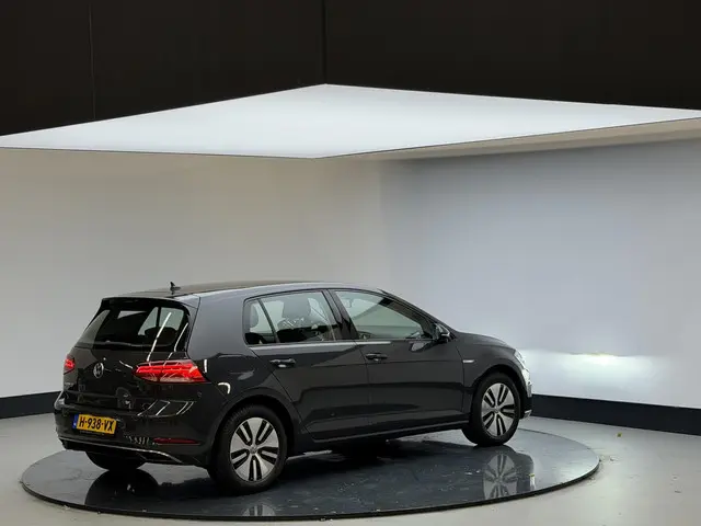 Volkswagen e-Golf e-Golf 2019 Elektrisch 2