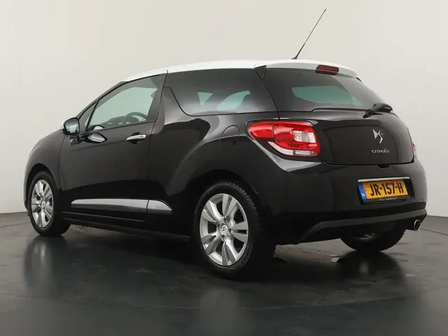 Citroën DS3 1.2 PureTech So Chic 2015 Benzine 3