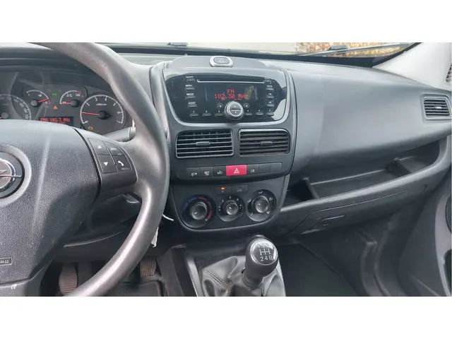 Opel Combo 1.3 CDTi L1H1 Edition 2017 Diesel 6