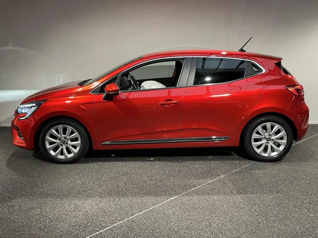 Renault Clio 1.0 TCe Intens 2021 Benzine 13