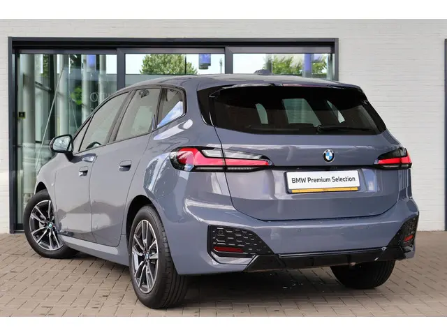 BMW 2 Serie Active Tourer 218i 2024 Benzine 2
