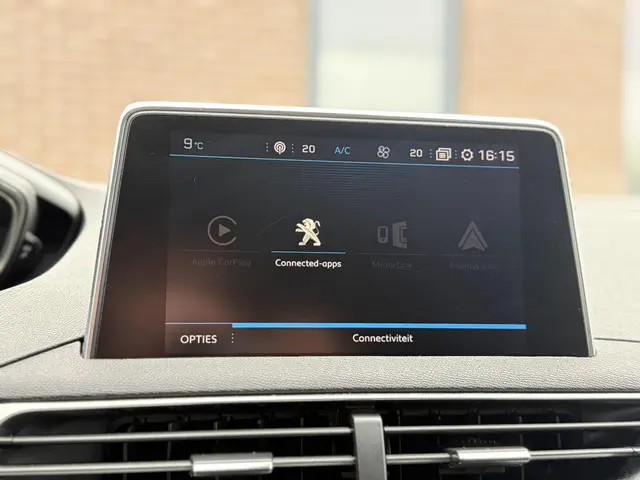 Peugeot 5008 1.2 PureTech Allure 2018 Benzine 26