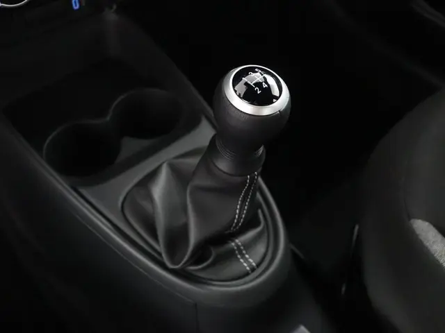 Toyota Aygo X 1.0 VVT-i MT Play 2025 Benzine 26