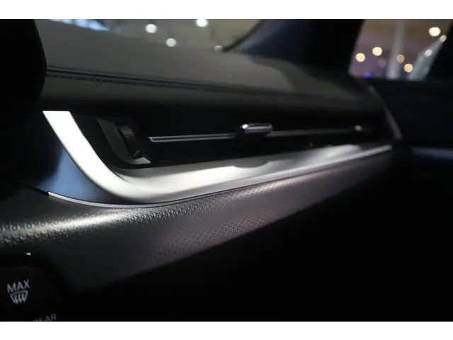 BMW 2 Serie Active Tourer 220i 2024 Benzine 21