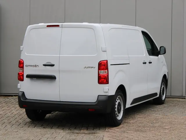 Citroën Jumpy 2.0 BlueHDI 145 S&S L3 2024 Diesel 5