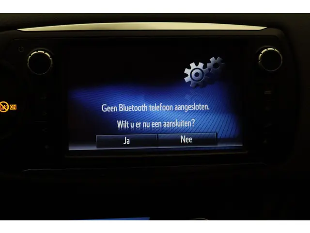 Toyota Yaris 1.5 Hybrid Aspiration 2015 Hybride Benzine 25