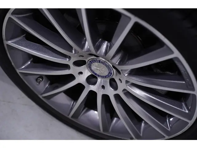 Mercedes-Benz SL 500 2017 Benzine 40