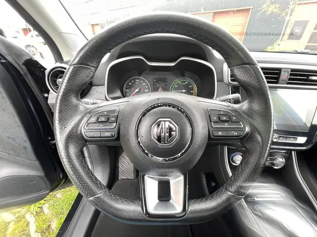MG ZS EV Luxury 45 kWh |PANO | LEER | PDC | 2020 Elektrisch 18