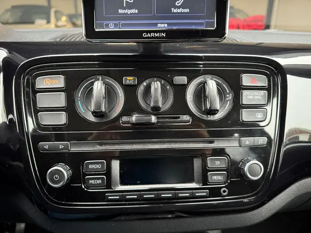 Volkswagen up! 1.0 move up! BlueMotion 2015 Benzine 15