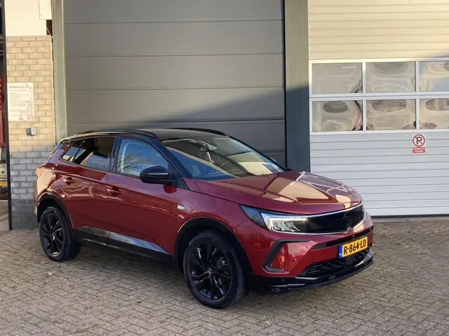 Opel Grandland 1.2 Turbo GS Line 2022 Benzine 3