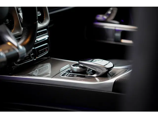 Mercedes-Benz G-Klasse 500 2018 Benzine 26