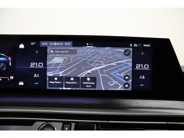 Peugeot 3008 1.2 Hybrid GT 2025 Hybride Benzine 29