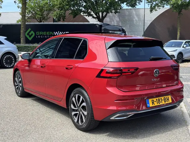 Volkswagen Golf 1.0 eTSI Life 2021 Benzine 5