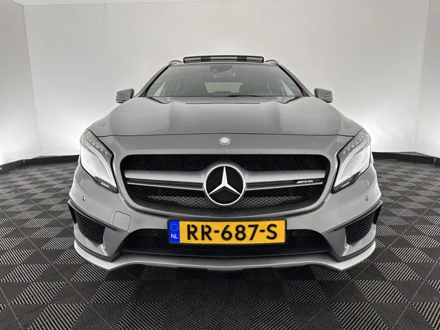 Mercedes-Benz GLA 2