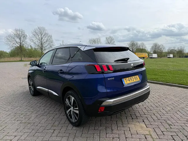 Peugeot 3008 1.2 PureTech Allure 2018 Benzine 4