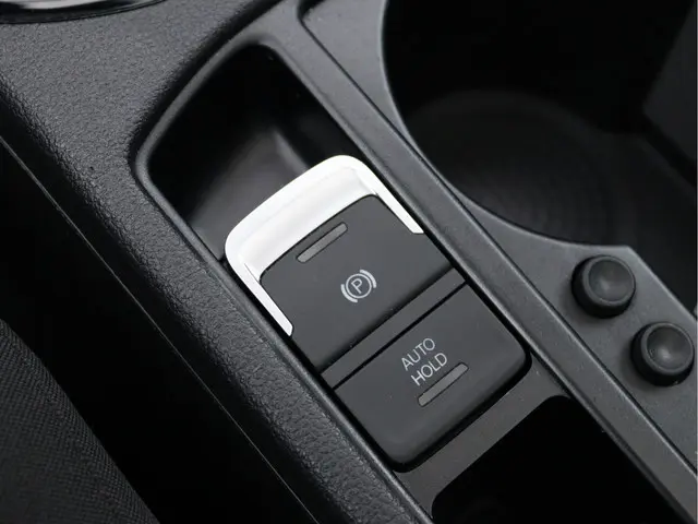 Volkswagen Touran 1.5 TSI Highline 7-zits 2023 Benzine 65