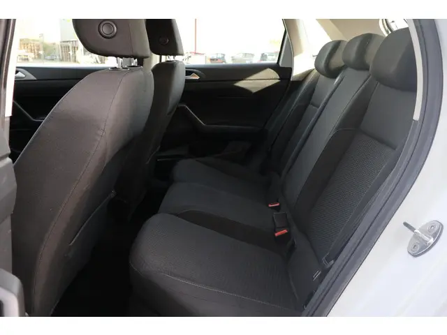 Volkswagen Polo 1.0 TSI Comfortline 2020 Benzine 20