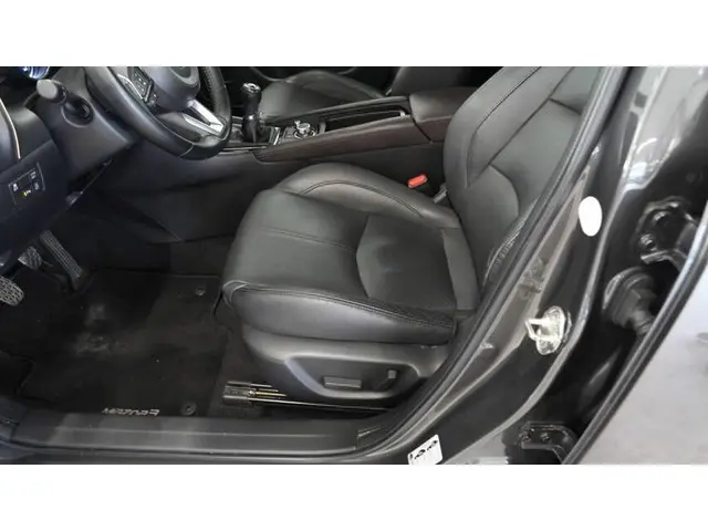 Mazda 3 2.0 SkyActiv-G 120 TS 2017 Benzine 10