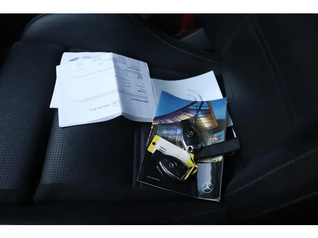 Mercedes-Benz C-Klasse Estate AMG 63 2018 Benzine 39