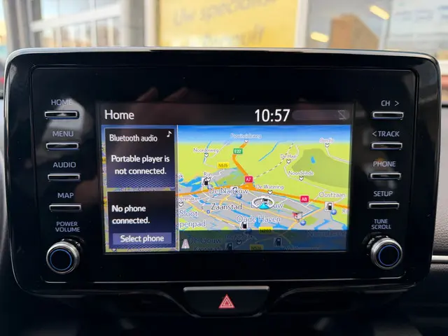 Toyota Yaris 1.5 Hybrid Active 2022 Hybride Benzine 18