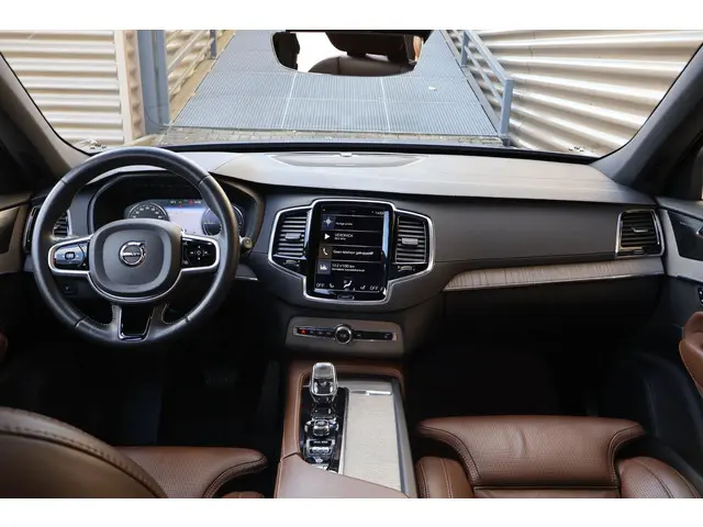 Volvo XC90 T8 Twin Engine AWD Inscription 2019 Benzine 31