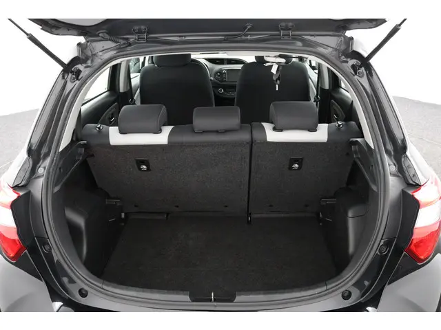 Toyota Yaris 1.5 VVT-i Active 2020 Benzine 24