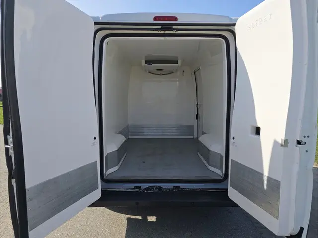 Peugeot Boxer 330 2.0 BlueHDI L2 H2 Pro 2017 Diesel 5
