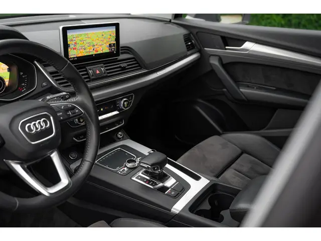 Audi Q5 2.0 TFSI quattro 2017 Benzine 18