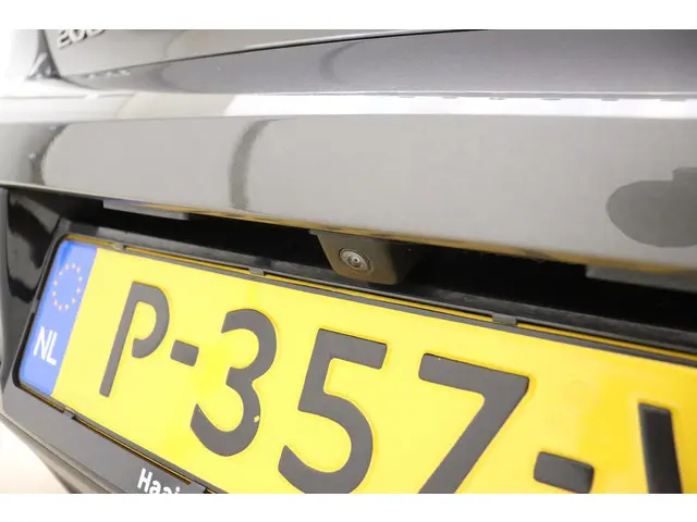Peugeot 208 1.2 PureTech Allure 2022 Benzine 14