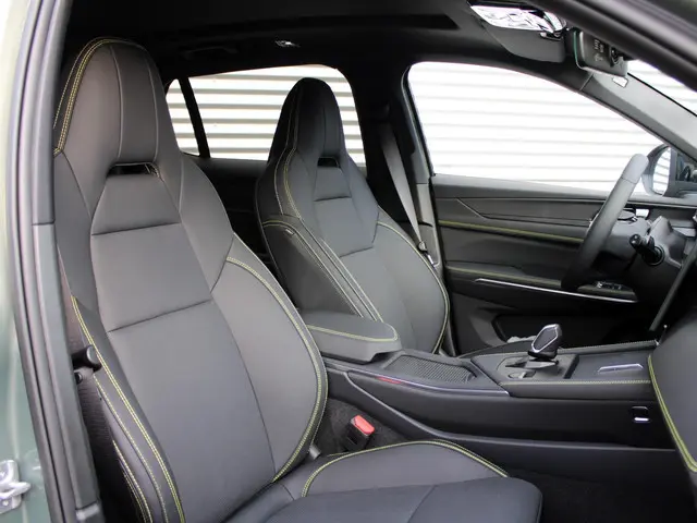 Lynk & Co 01 1.5 More 2025 Hybride Benzine 17