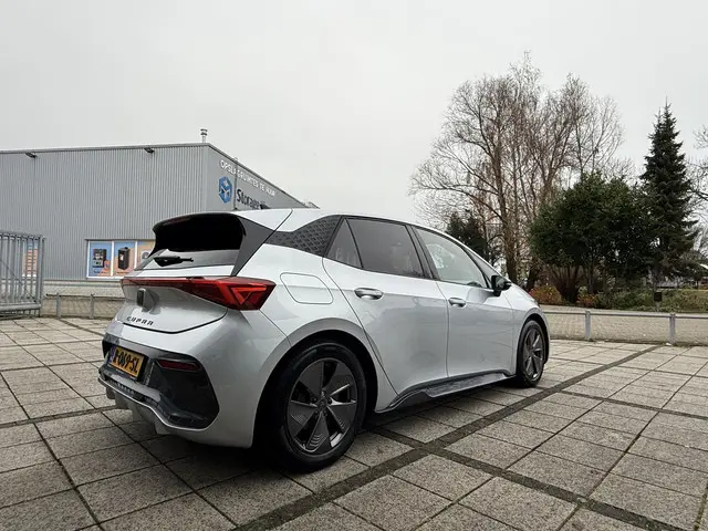 CUPRA Born Business 62 kWh 2022 Elektrisch 6