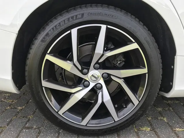 Volvo V60 2.0 D4 Momentum Pro Automaat 2020 Diesel 34