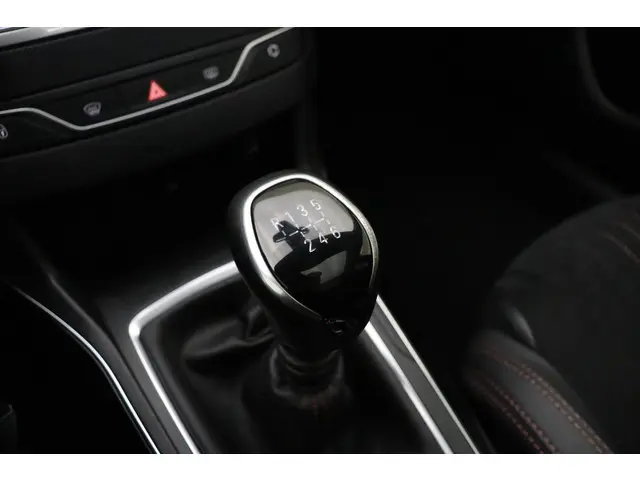 Peugeot 308 SW 1.2 PureTech GT 2021 Benzine 28