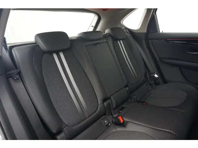 BMW 2 Serie Active Tourer 218i 2020 Benzine 10