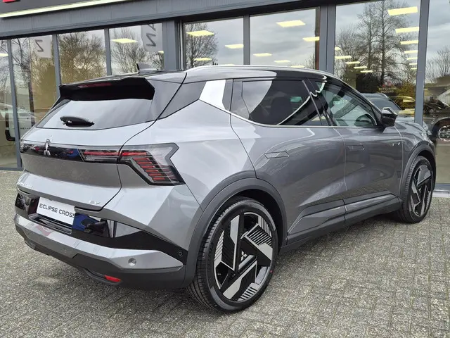 Mitsubishi Eclipse Cross Instyle 87 kWh 2025 Elektrisch 2