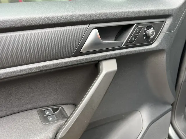 Volkswagen Caddy Maxi 1.4 TSI Trendline 5p 2017 Benzine 10