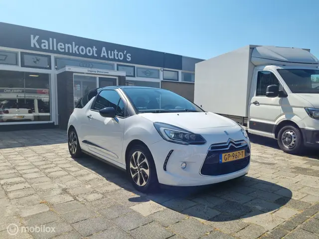 Citroën DS3 1.2 PureTech So Chic 2015 Benzine 3