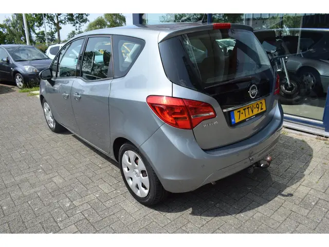 Opel Meriva 1.4 Berlin 2014 Benzine 3