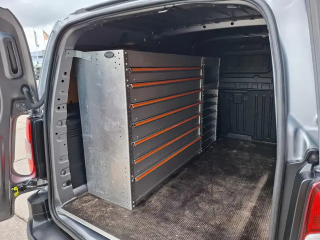 Opel Combo 1.5D L2H1 Edition 2021 Diesel 15