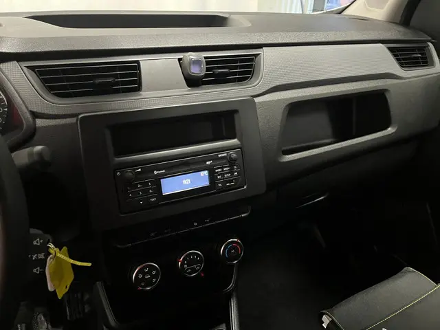 Renault Express 1.5 dCi 75 Comfort 2022 Diesel 18