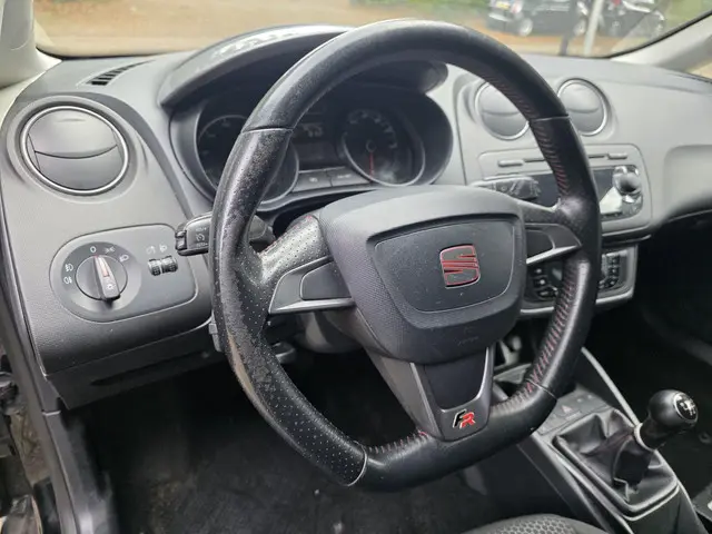 SEAT Ibiza SC 1.2 TSI FR 2013 Benzine 11