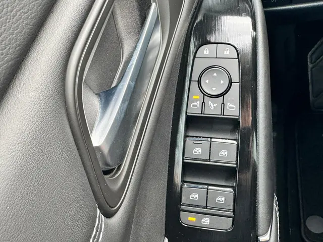 Nissan QASHQAI MHEV 140 N-Connecta 2021 Benzine 21