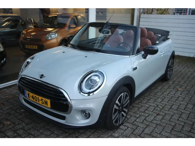 MINI Cooper Cabrio Mini 1.5 Sidewalk Edition 2021 Benzine 3