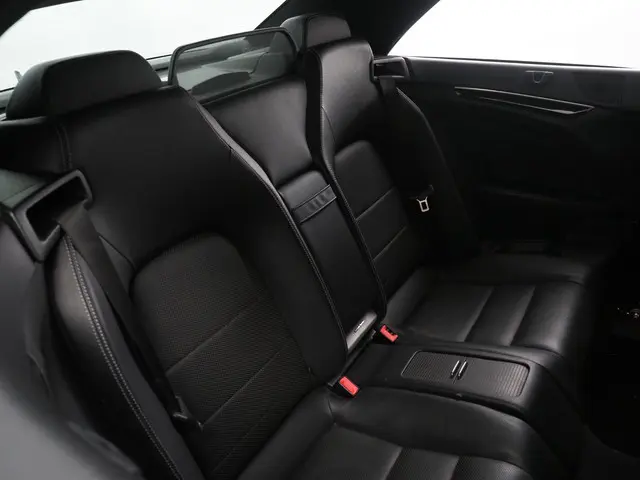 Mercedes-Benz E-Klasse Cabrio 250 Prestige 2014 Benzine 5